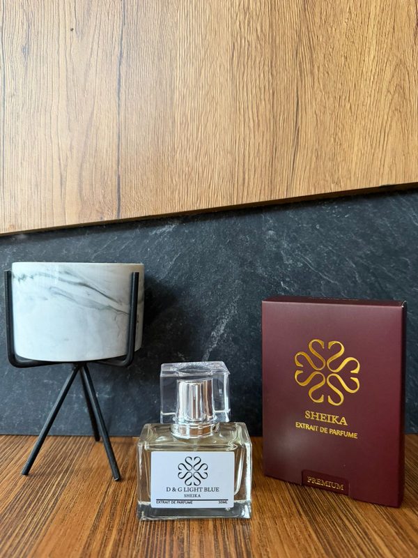 Botol parfum D&G Light Blue