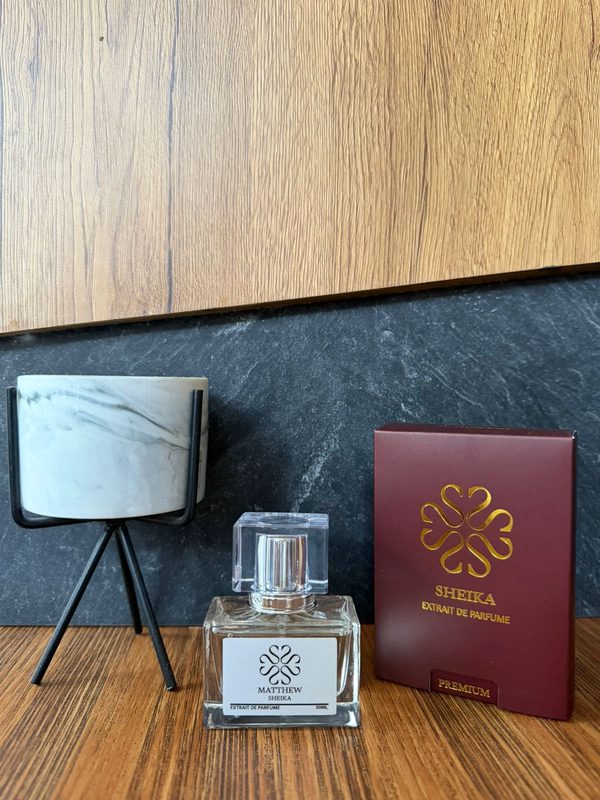Botol parfum Matthew