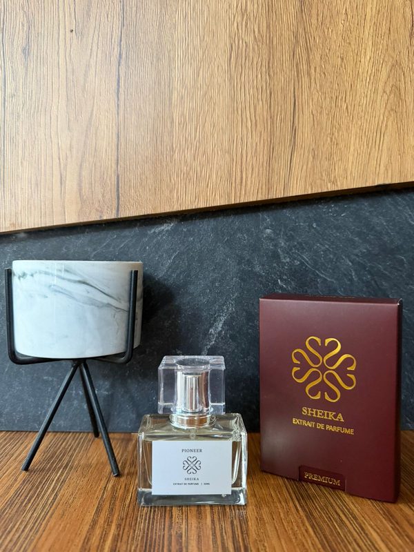 Botol parfum Pioneer